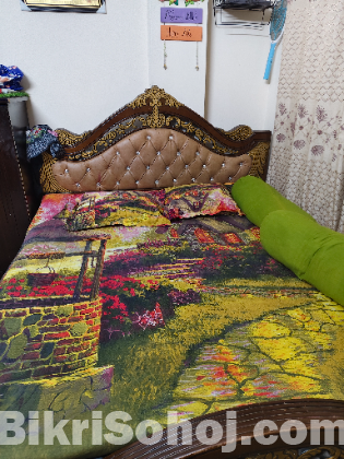 King size bed